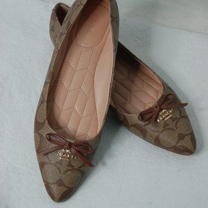Coach Annabel Pointy Logo Flats size 7 1/2,